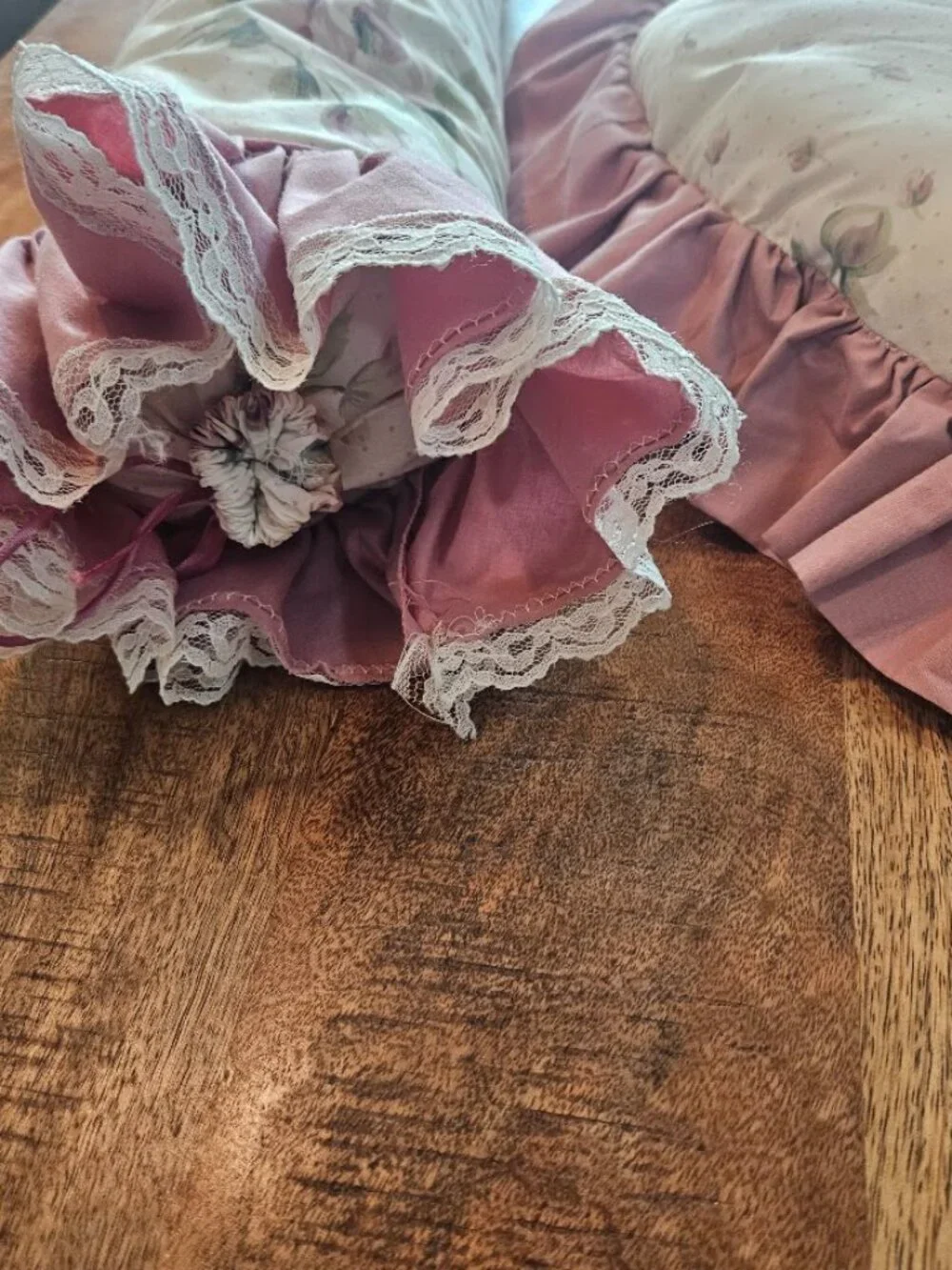 Vintage Shabby Chic Rose Floral Heart Bolster Pillow Set Mauve Ruffle Lace Trim